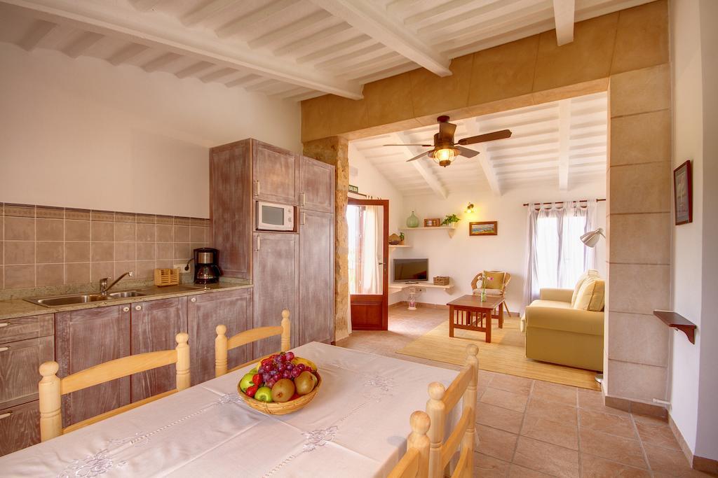 Finca Agroturismo Can Carro กัมโปส ห้อง รูปภาพ