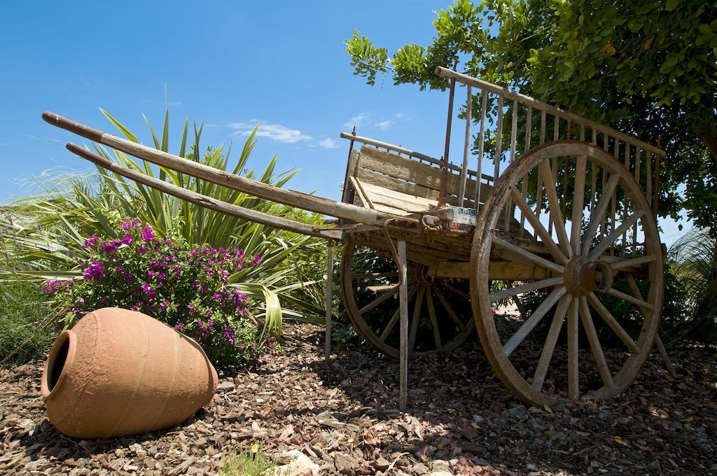 Finca Agroturismo Can Carro กัมโปส ภายนอก รูปภาพ